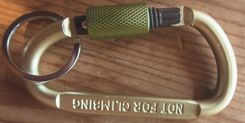 100均のカラビナ